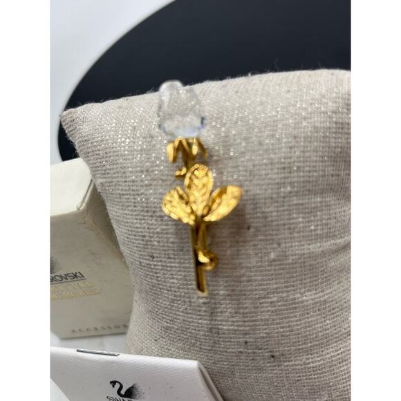 Swarovski Crystal Memories Gold
Plated Crystal Clear Rose Brooch in
Original Box - Picture 3 of 16